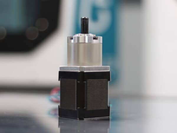 NEMA17 Schrittmotor mit Planetengetriebe 19:1